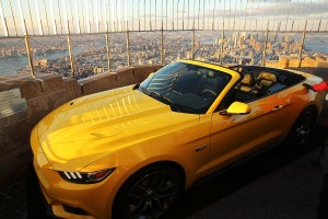 PHOTO: Sports car gets a bird's eye view of the Big Apple