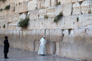 Pope completes spiritual pilgrimage in Holy Land calling for unity and peace