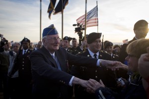 Obama honors U.S. D-Day vets at Normandy