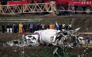Engines on TransAsia plane failed seconds before crash