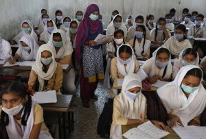 Swine flu outbreak sweeping India worse than health officials admit, study suggests