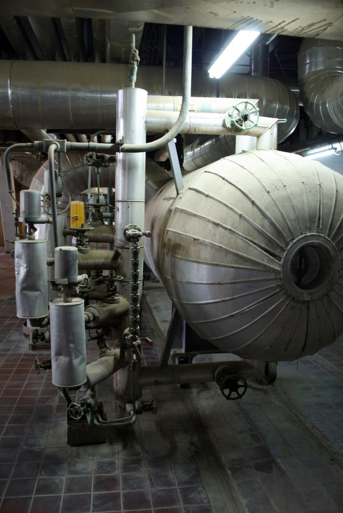 Turbine Room The power station has an intensely hot and loud turbine room.