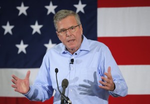 Former Florida Governor and probably 2016 Republican presidential candidate Jeb Bush speaks at the First in the Nation Republican Leadership Conference in Nashua, New Hampshire April 17, 201by 5. Photo Brian Snyder/Reuters