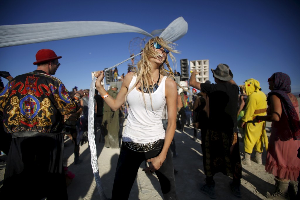 Photos Biking do’s and don’ts at the Burning Man festival PBS NewsHour