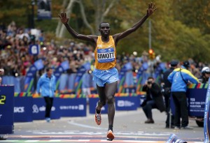 Kenyans Stanley Biwott and Mary Keitany win 2015 New York City Marathon