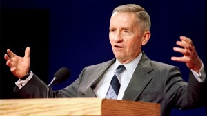 Presidential candidate Ross Perot gestures during a Presidential debate at Michigan State University. Photo by Reuters