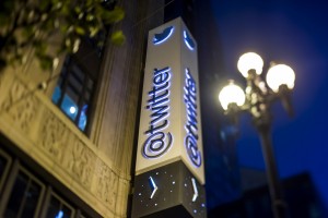 Twitter suspends 125,000 accounts for promoting terrorist acts