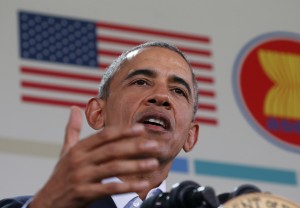 Obama chides senators to 'do their job,' vote on court pick