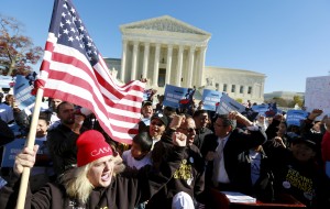Obama's power over immigration drives Supreme Court dispute