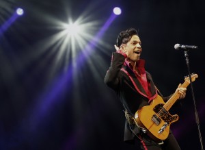 Prince performs on stage in Yas Island, Abu Dhabi in 2010. Photo by Jumana El-Heloueh/Reuters
