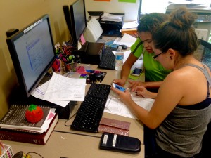 Can students improve financial management with help from peers?