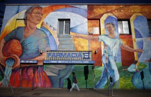 In California, more Latinos registering as 'no-party voters'