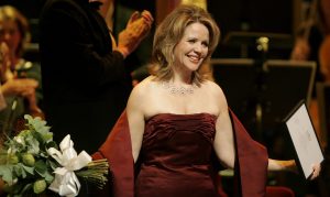 American soprano Renee Fleming poses after receiving the Polar Music Prize from Sweden's King Carl XVI Gustaf at a gala ceremony at the Stockholm Concert Hall August 26, 2008. REUTERS/Mats Andersson/Scanpix (SWEDEN) NO COMMERCIAL SALE. SWEDEN OUT. NO COMMERCIAL OR EDITORIAL SALES IN SWEDEN. - RTR21PX9