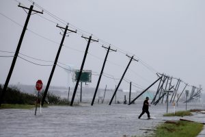 Hurricane Harvey kills five, brings widespread flooding