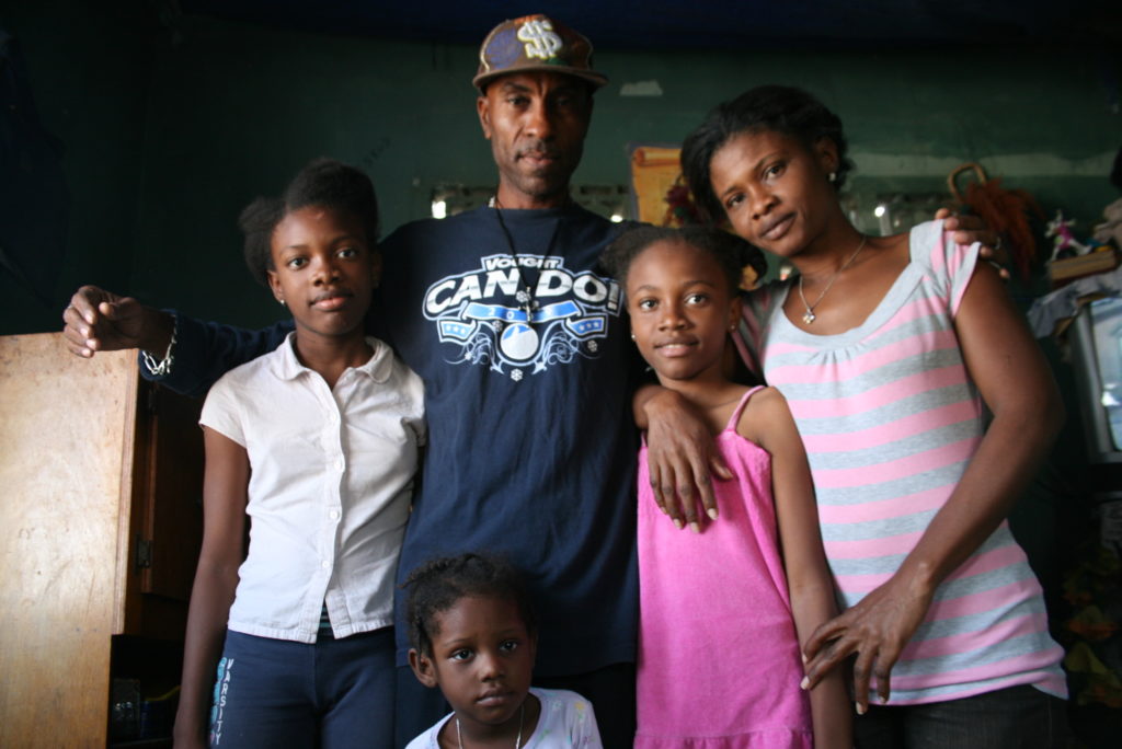 Mario Heriveaux, his wife Venise, and their three daughters Astride, 14, Loudemiha, 12, and Marvencia, 3. Photo by Larisa ...