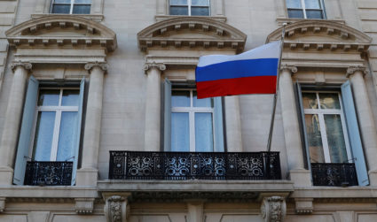 The Russian flag flies on the Consulate-General of the Russian Federation in Manhattan in New York City. Photo by Mike Segar/Reuters