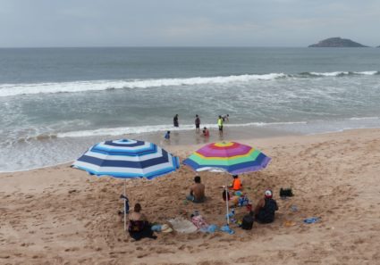 Tourists enjoy the beach in Mazatlan, Sinaloa state, Mexico on Oct. 21, 2018, where Hurricane Willa is expected to land next Oct. 23. Photo credit should read Daniel Slim/AFP/Getty Images