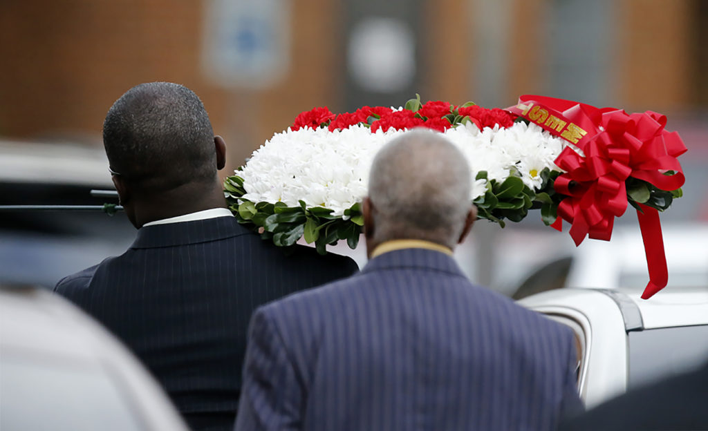White Dallas police officer charged with murder in death of black ...