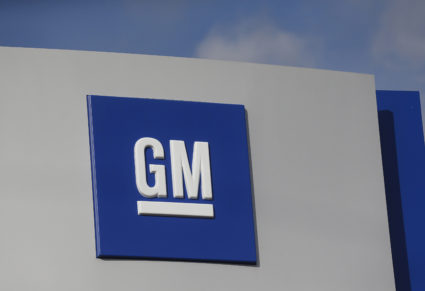 GM sues Fiat Chrysler over union bribes