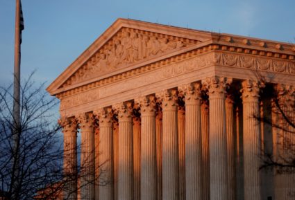 News Wrap: Supreme Court rules against Trump&rsquo;s asylum ban