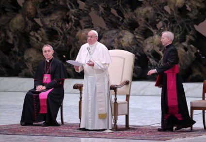 Pope Francis leads a special audience to deliver a Christmas message to Vatican workers in Paul VI hall at the Vatican December 21, 2018. REUTERS/Tony Gentile