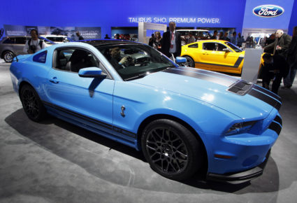 Ford recalls over 953,000 vehicles to replace air bag inflators