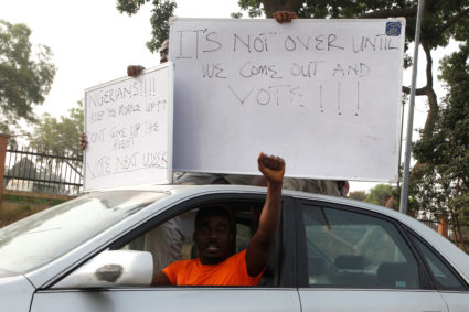 Nigeria&rsquo;s candidates blame each other in surprise vote delay