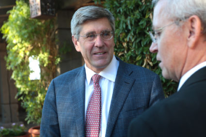Stephen Moore speaks with attendees at a fundraiser for the ASU Center for Political Thought & Leadership at the Country Club at the DC Ranch in Scottsdale, Arizona. Photo by Gage Skidmore/Flickr