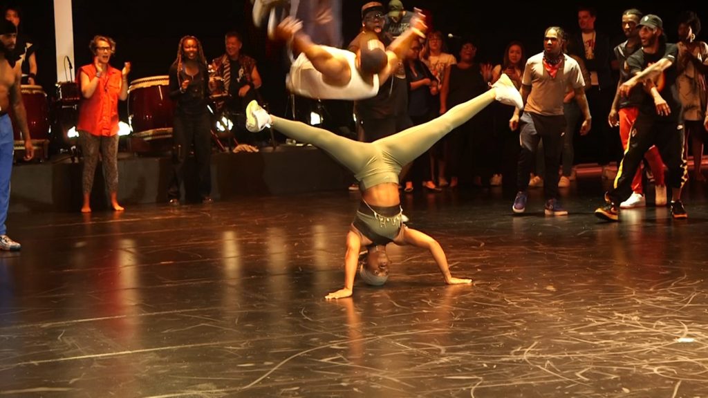 ‘Flexn’ dance style stretches limits of selfexpression PBS News Weekend