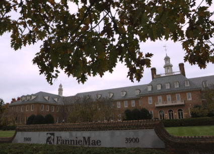 Administration unveils plan to privatize Fannie, Freddie
