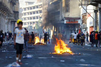 Iraqi security: 4 protesters killed more than 100 wounded