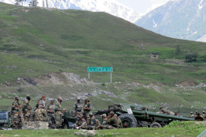 India says 20 soldiers killed in standoff with Chinese troops