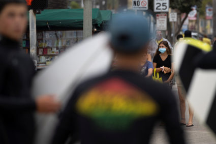 U.S., South Africa report new record coronavirus rises