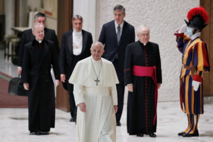 Pope reverts to mask-less old ways amid surging coronavirus infections