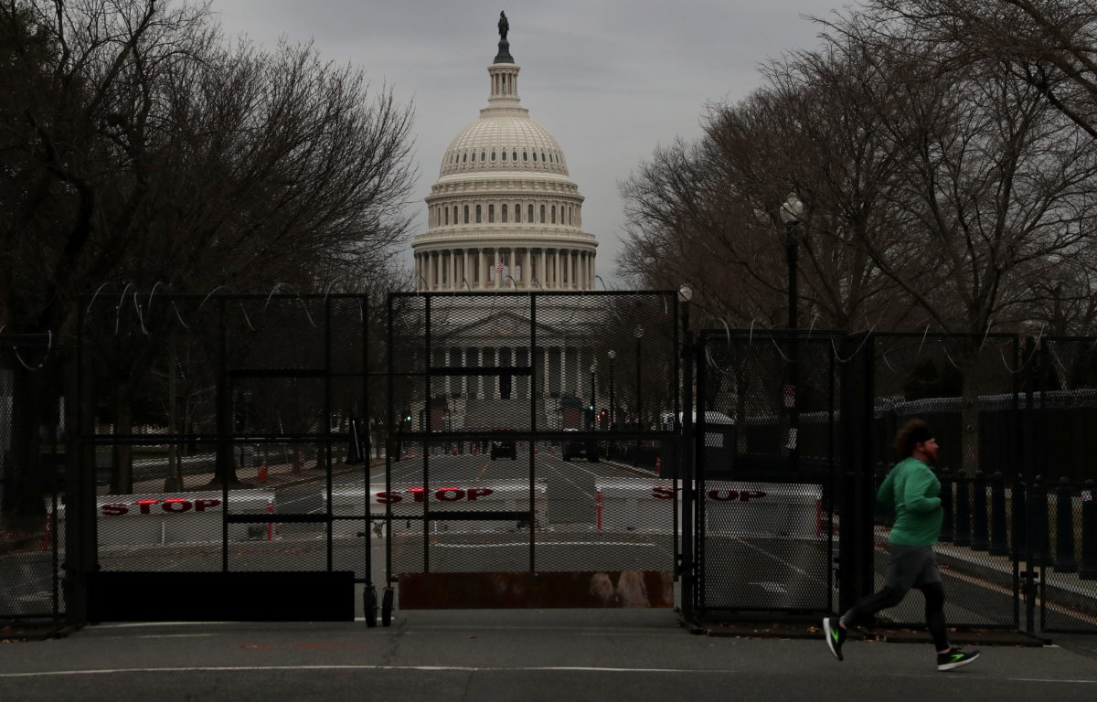 Officer who died after D.C. riot to lie in honor in Capitol | PBS News