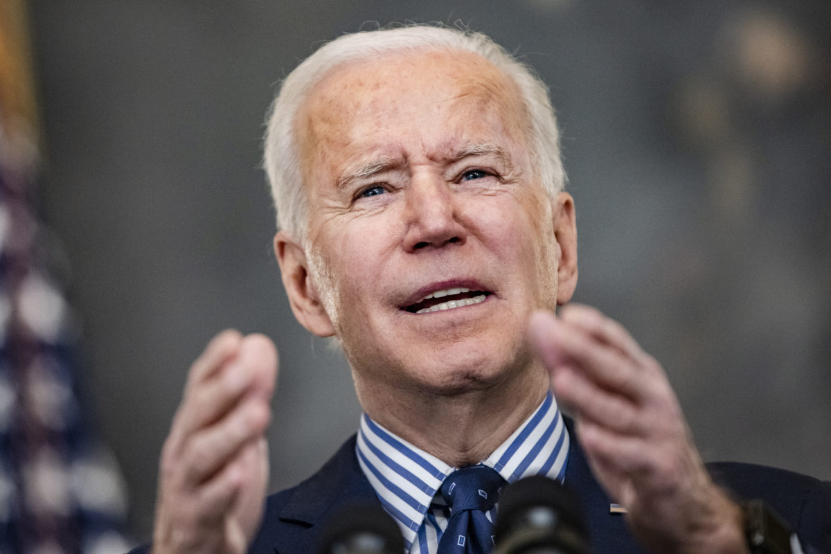 New poll shows how Biden's approval ratings compare to Trump | PBS News