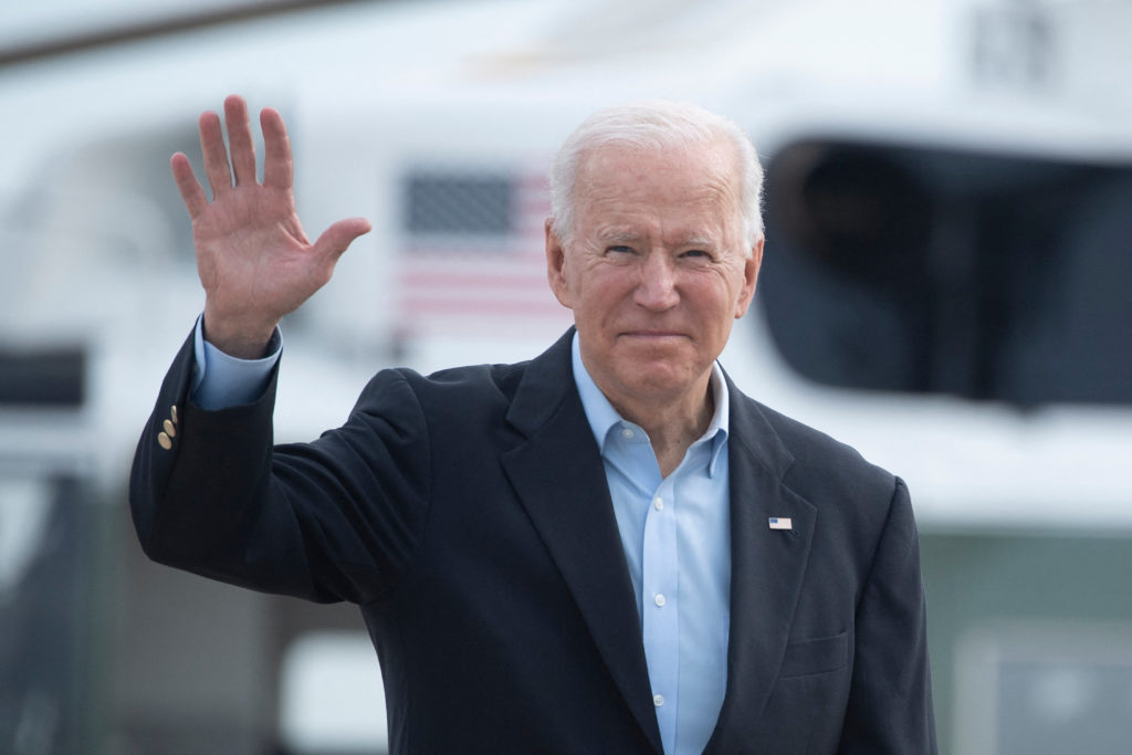 TOPSHOT-US-POLITICS-DIPLOMACY-BIDEN-DEPARTS