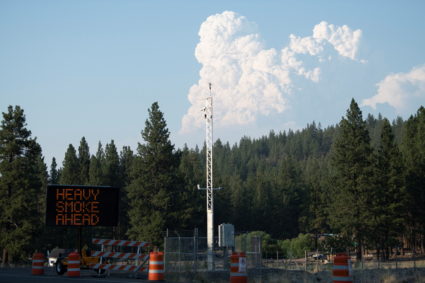 People evacuate due to wildfires in Oregon as extreme heat continues