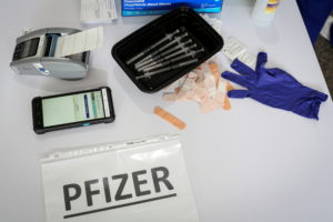 FILE PHOTO: U.S. Army soldiers inoculate people with a coronavirus disease (COVID-19) vaccine in Miami