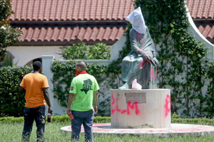 Confederate statues vandalized in New Orleans