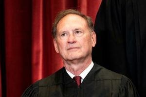 Justice Alito’s home flew a U.S. flag upside down after Jan. 6, a