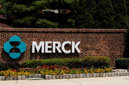 FILE PHOTO: FILE PHOTO: The Merck logo is seen at a gate to the Merck &amp; Co campus in Rahway, New Jersey, New Jersey