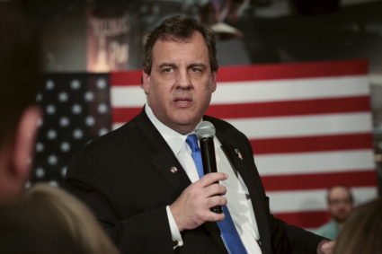 U.S. Republican presidential candidate Governor Chris Christie speaks to supporters in West Des Moines, Iowa
