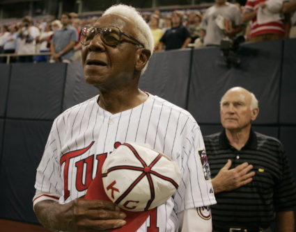 Jerry Holt/Star Tribune 6/28/2005 Twins vs Kansas City----Negro League legend Buck O√ïNeal left and Twins great Harmon Kil...