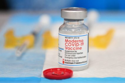 The Moderna Covid-19 vaccine awaits administration at a vaccination clinic in Los Angeles, California on December 15, 2021. Photo by FREDERIC J. BROWN/AFP via Getty Images