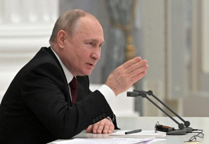 Putin considers recognizing separatist eastern Ukrainian regions, threatening more tensions
