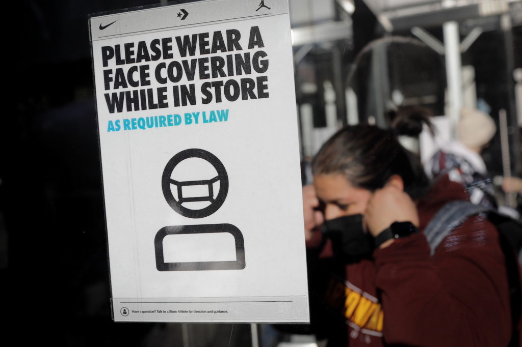 New York State indoor mask mandate goes into effect in New York