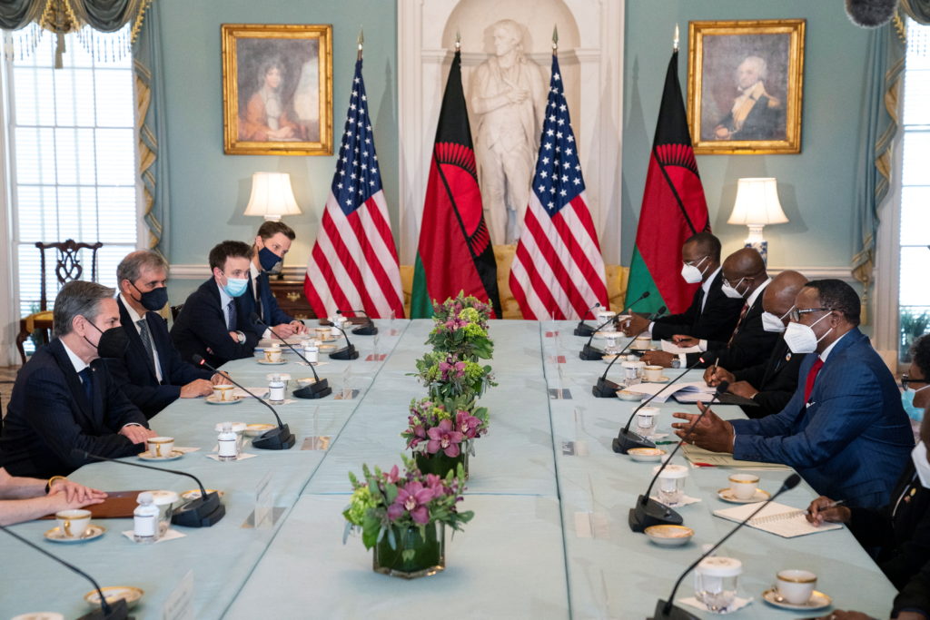 U.S. Secretary of State Antony Blinken meets with Malawi's President Lazarus Chakwera at the State Department in Washington, U.S., March 18, 2022. Photo by Evan Vucci/Pool via REUTERS