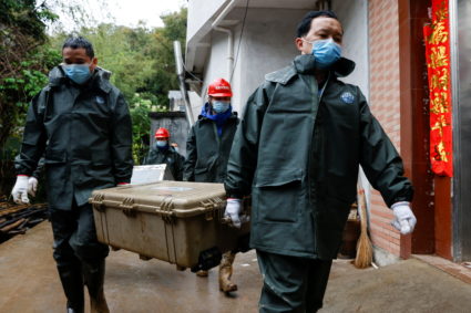 Searchers find wing, engine parts after China Eastern Airlines plane crash
