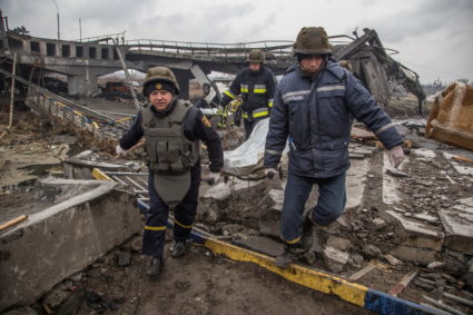 Russian resumes onslaught as heavy fighting rages near Kyiv